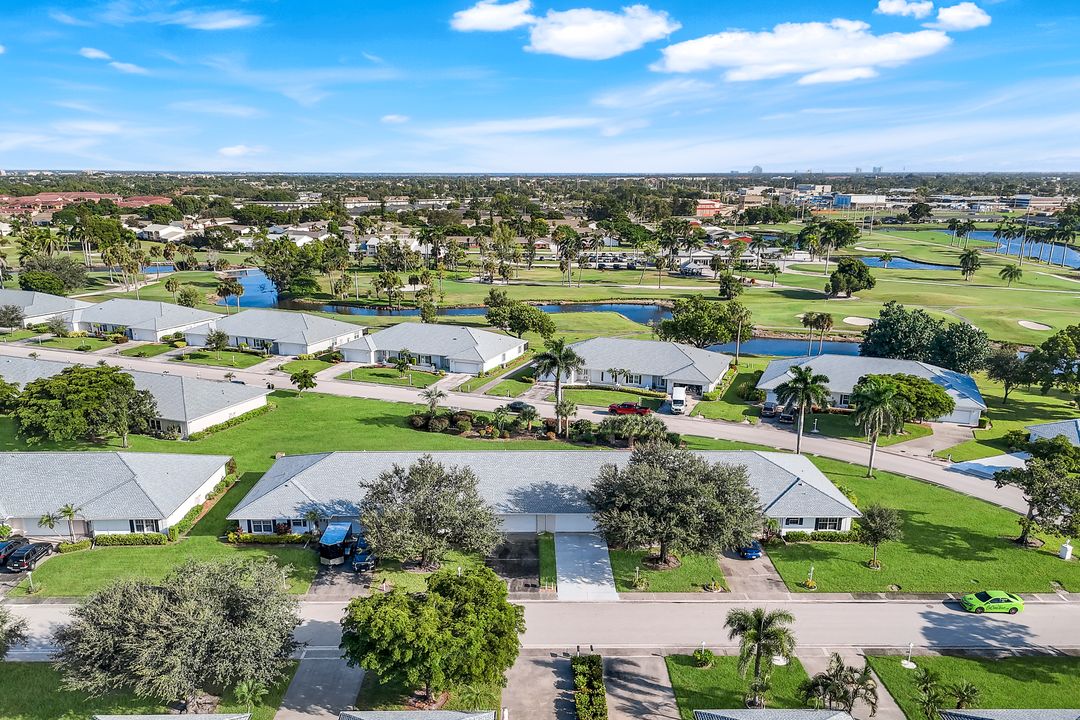 1351 Medinah Dr, Fort Myers, FL 33919