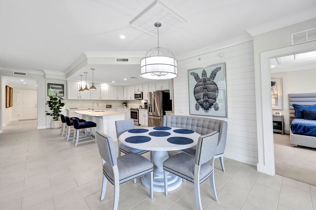 172 Indies Dr E #102, Naples, FL null