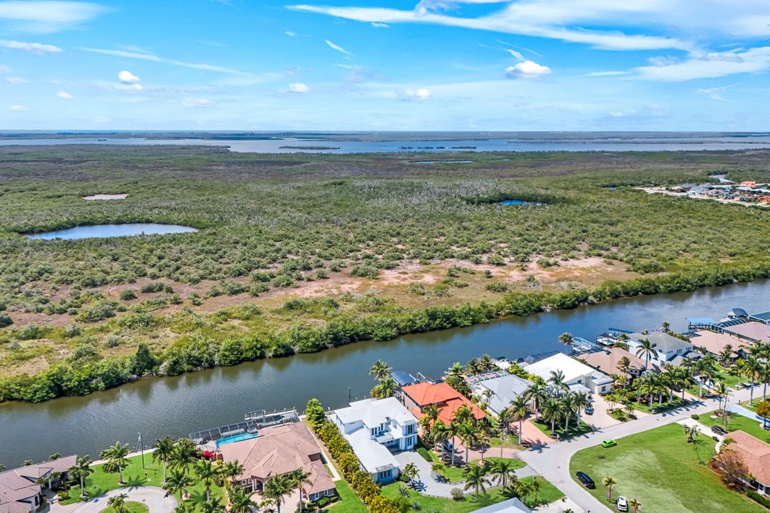 2826 SW 44th Terrace, Cape Coral, FL 33914