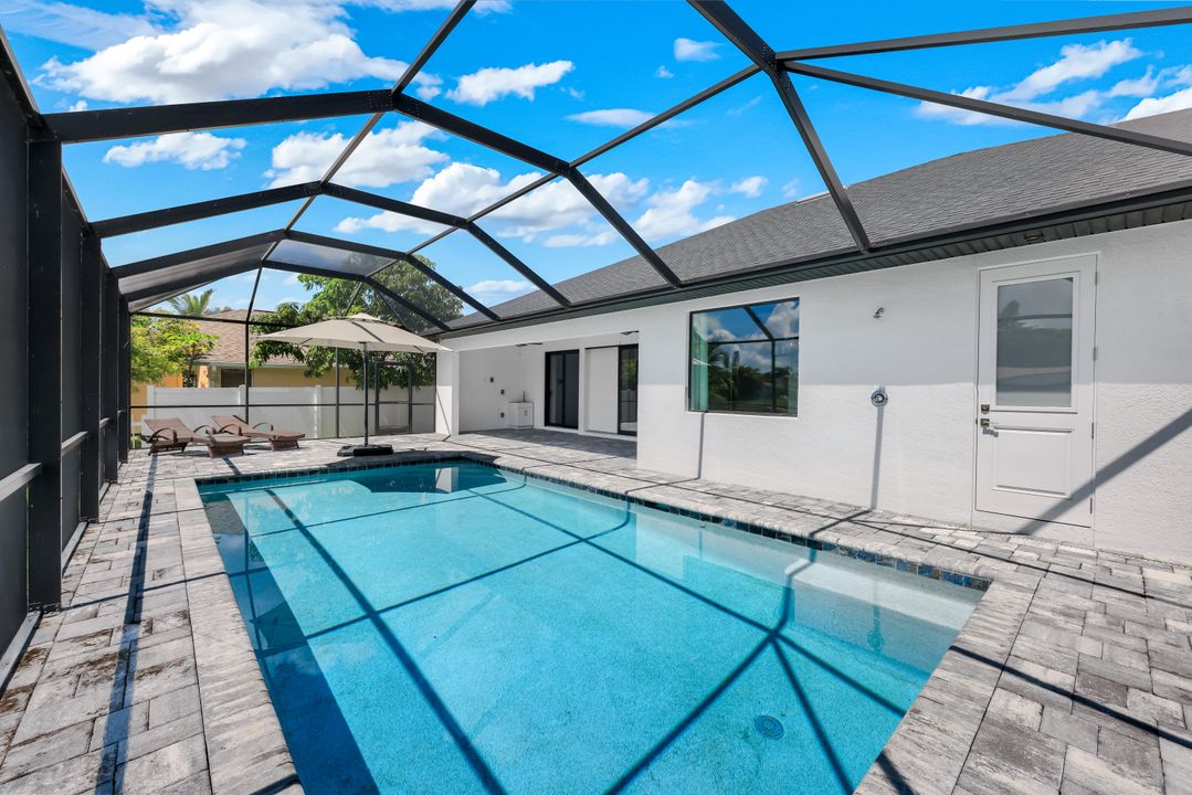2126 NE 2nd St, Cape Coral, FL 33909