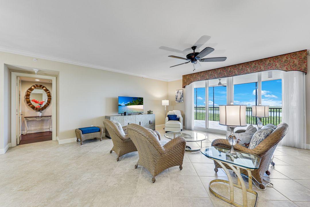 1050 Borghese Ln #605, Naples, FL 34114