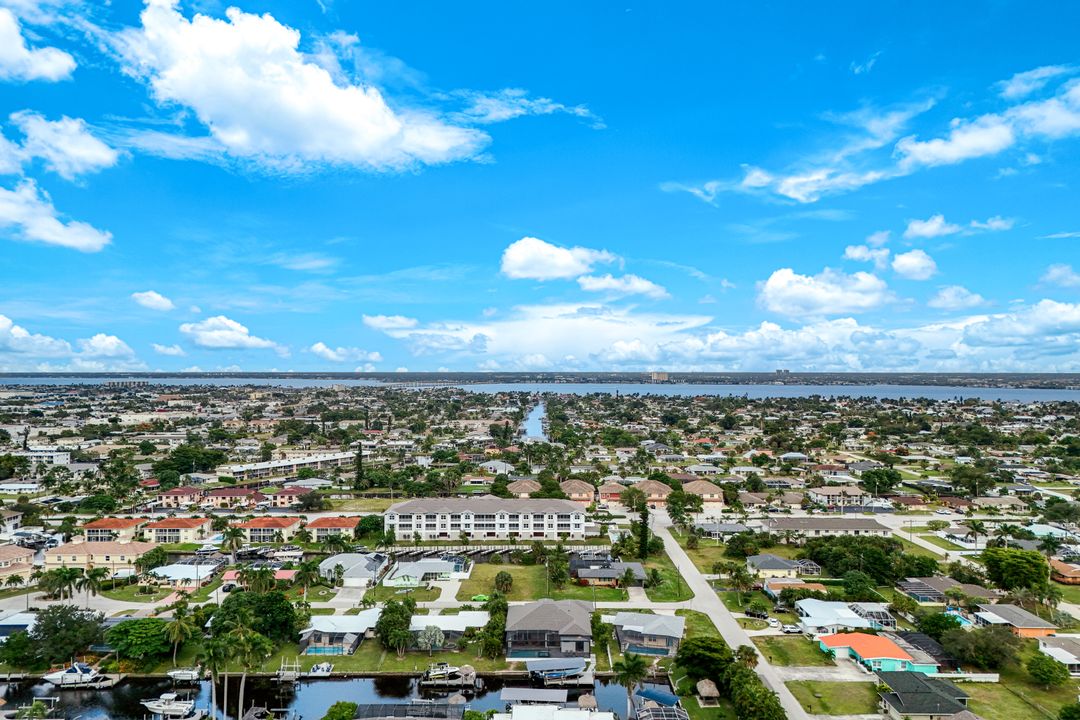 5130 Atlantic Ct, Cape Coral, FL 33904