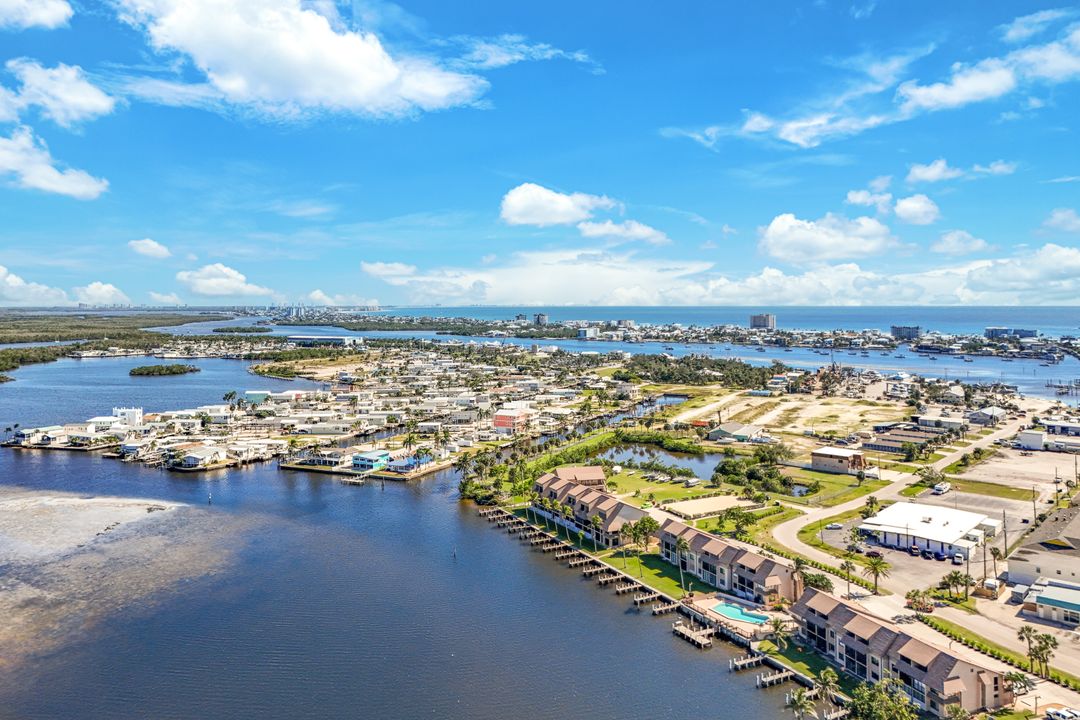 894 Buttonwood Dr #219, Fort Myers Beach, FL 33931