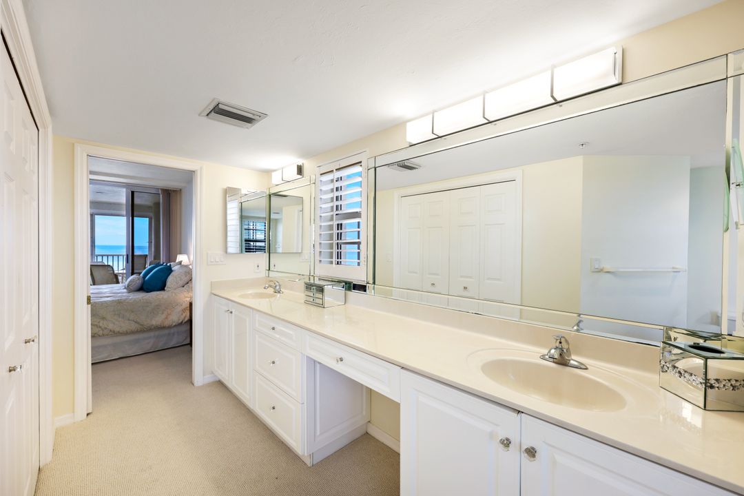 9577 Gulf Shore Dr #704, Naples, FL 34108