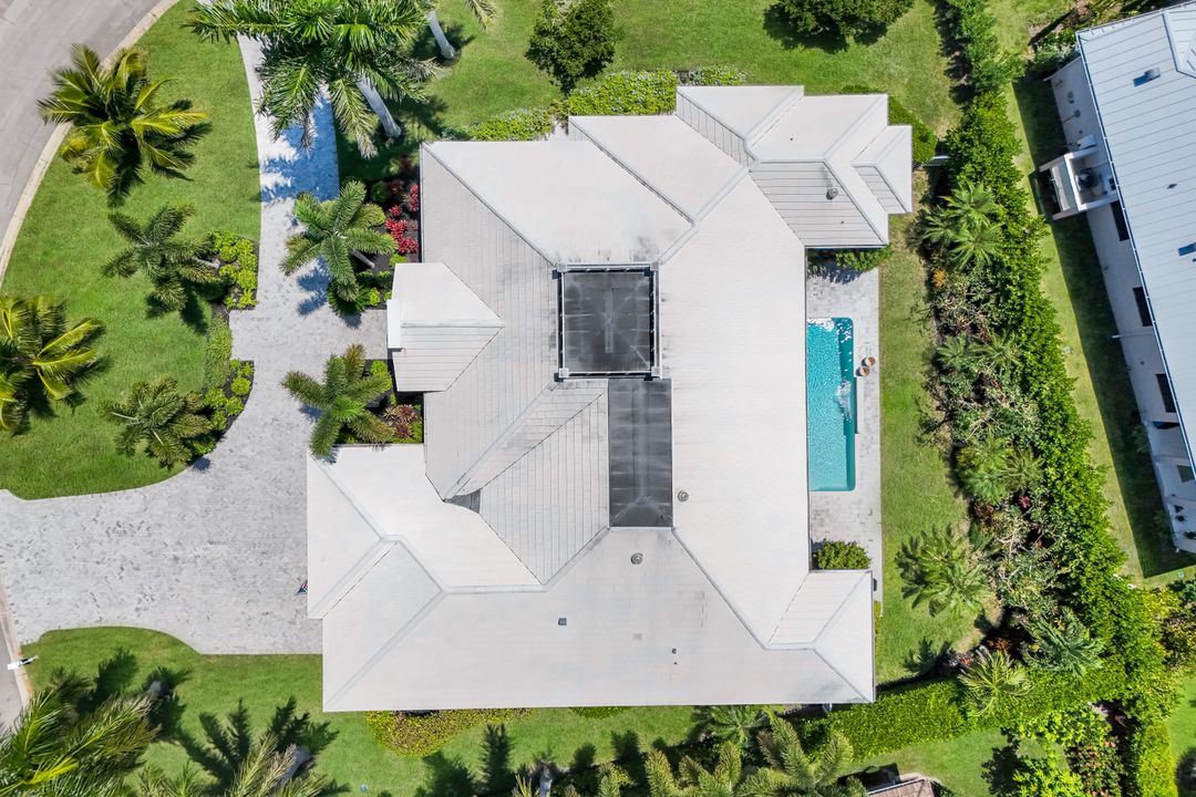 524 Turtle Hatch Ln, Naples, FL 34103