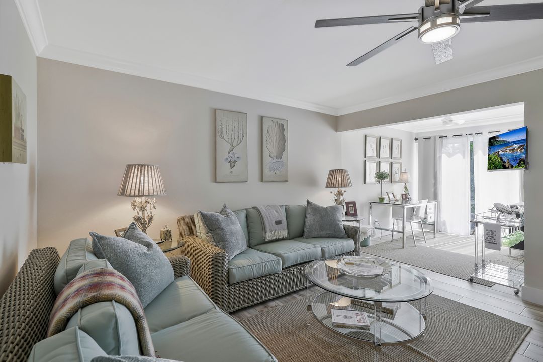 683 12th Ave S #683, Naples, FL 34102