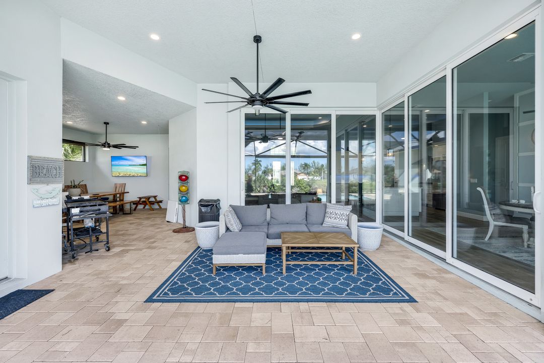 16 NW 38th Pl, Cape Coral, FL 33993