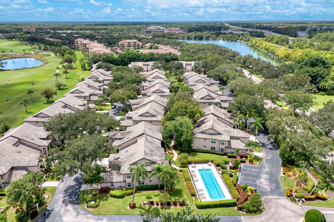 242 Via Perignon, Naples, FL 34119