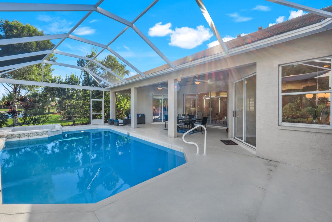 10824 Pond Ridge Dr, Fort Myers, FL 33913