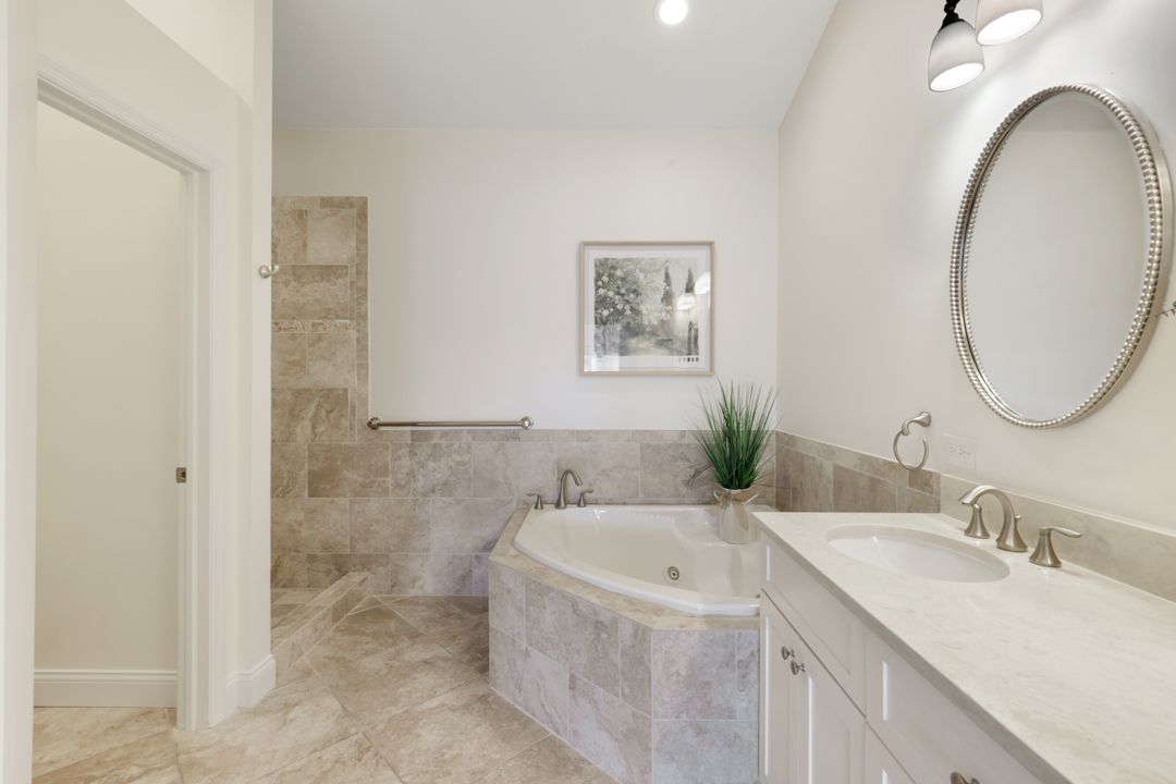 26271 Devonshire Ct #202, Bonita Springs, FL 34134