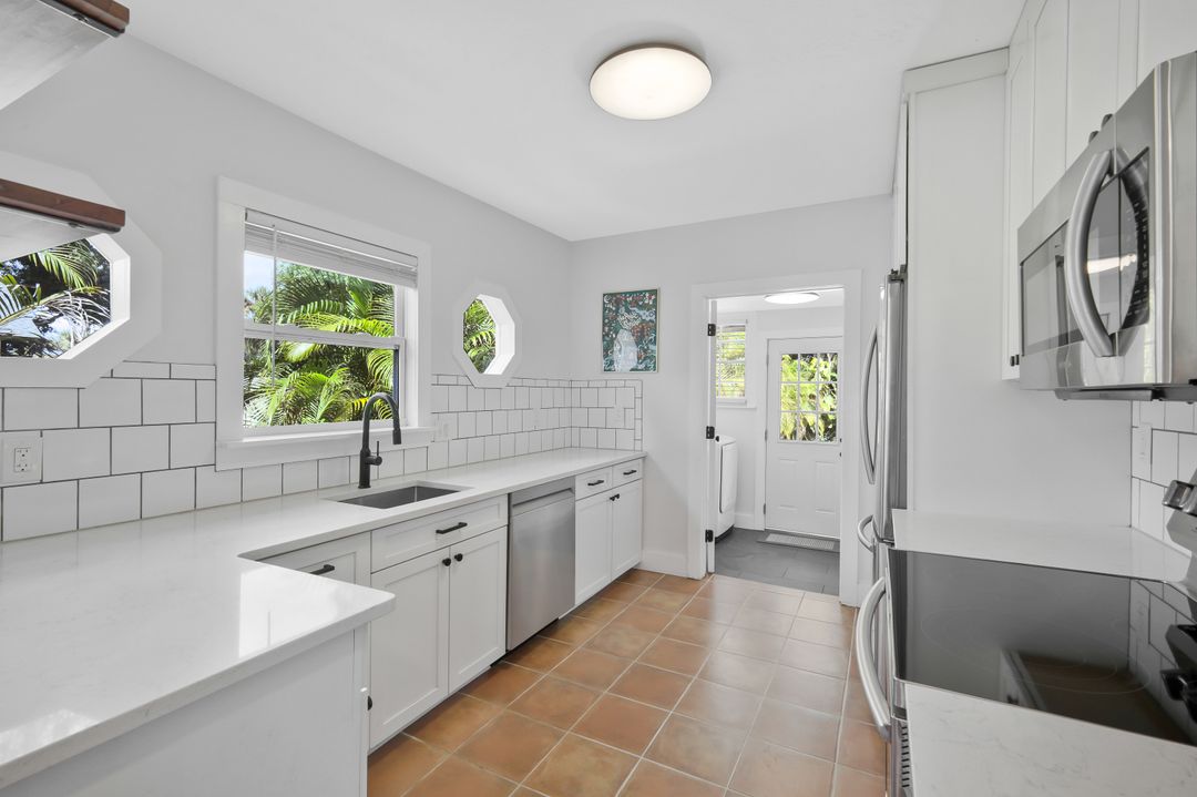 2723 Second St, Fort Myers, FL 33916