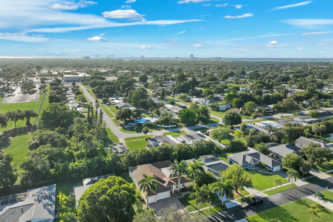 13760 Willow Bridge Dr, North Fort Myers, FL 33903