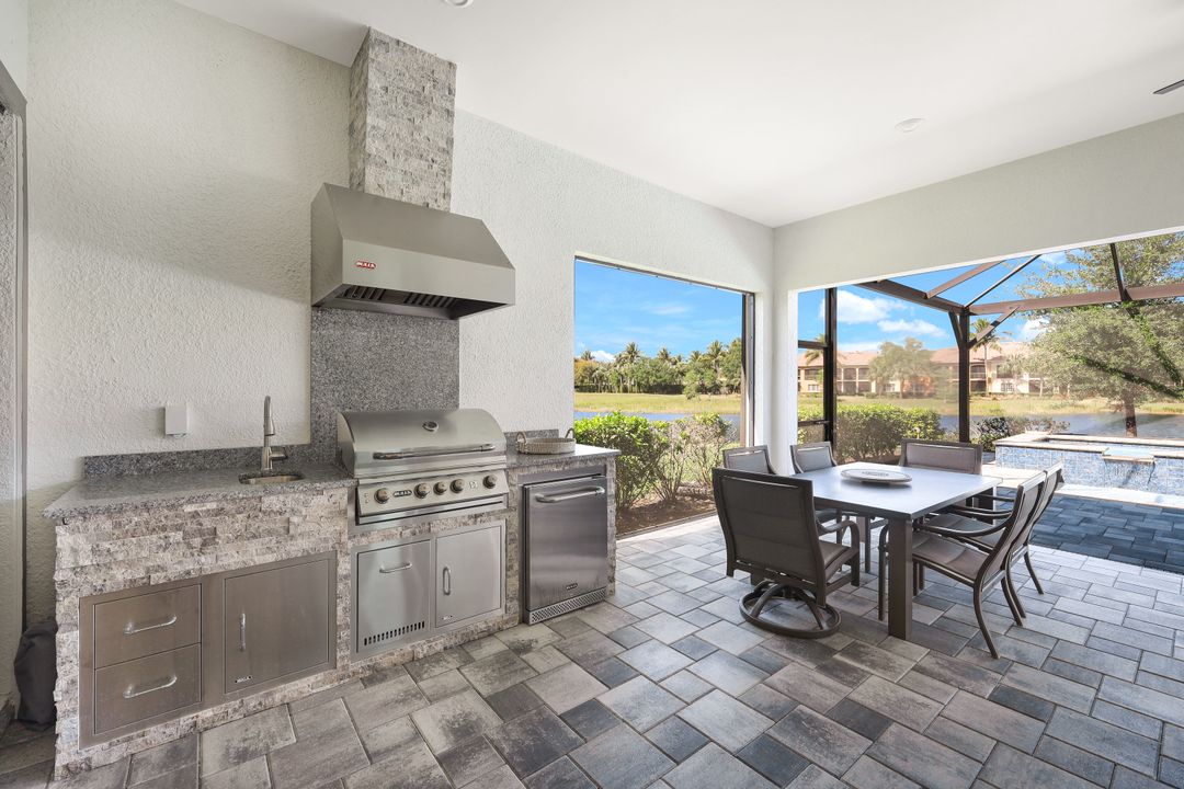 2717 Amaranda Ct, Naples, FL 34114