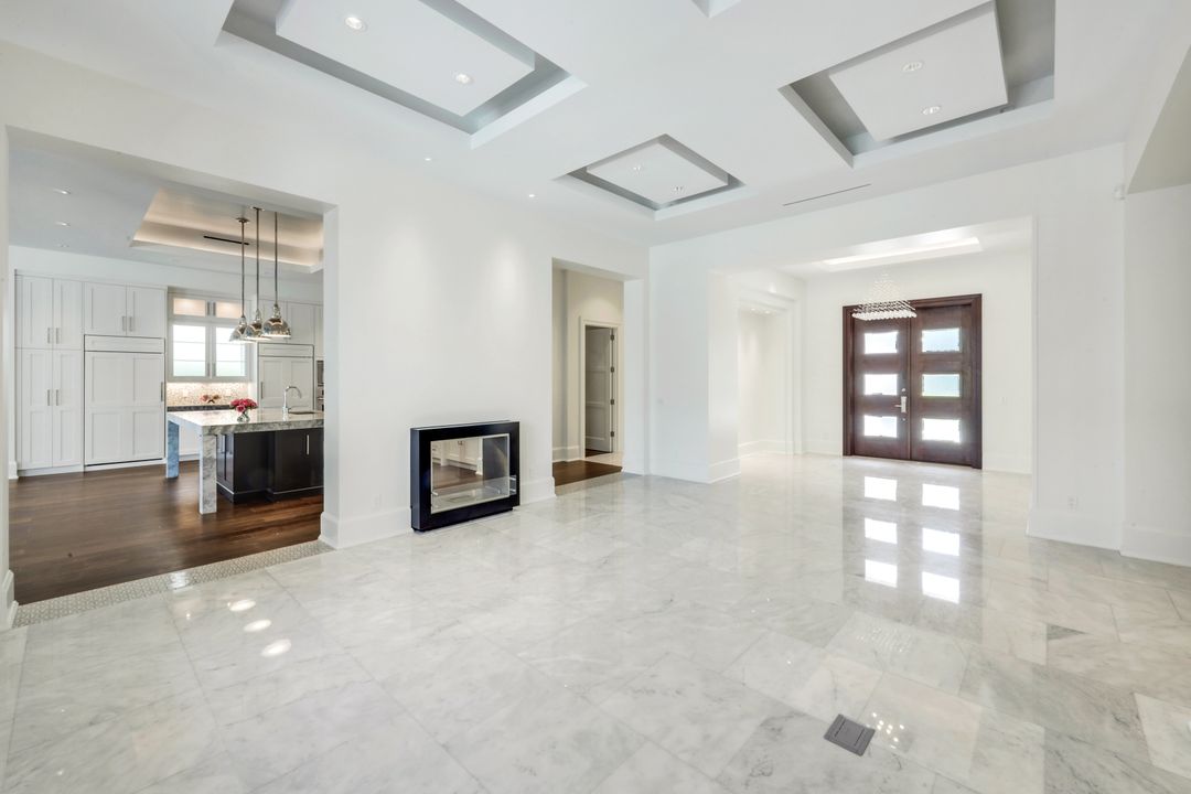 605 Galleon Dr, Naples, FL 34102