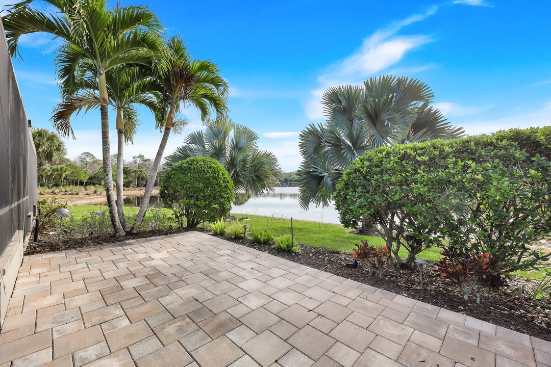 9180 Ores Cir, Naples, FL 34120