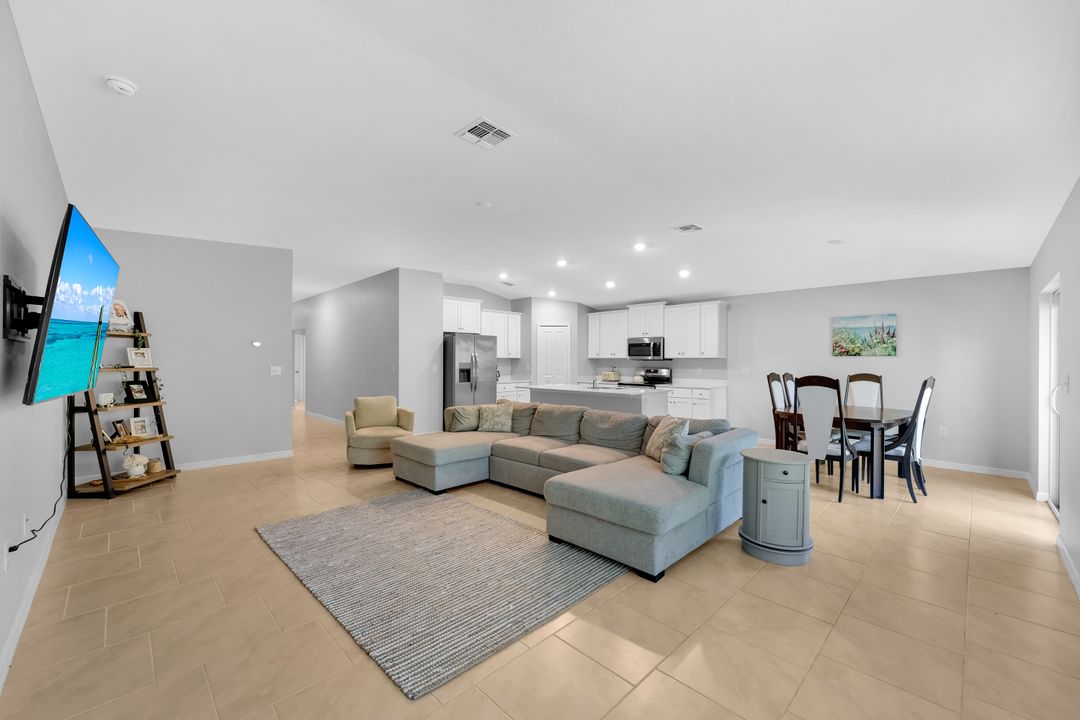 365 Partridge St, Lehigh Acres, FL 33974