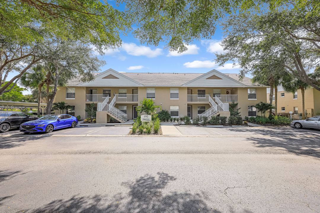 192 Pebble Shores Dr #104, Naples, FL 34110