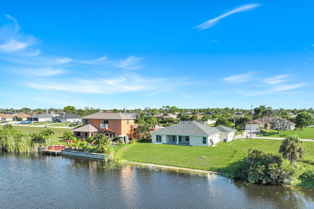 2224 NW 25th Terrace, Cape Coral, FL 33993