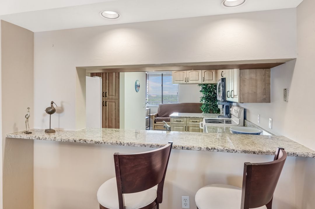11118 Gulf Shore Dr #803, Naples, FL 34108