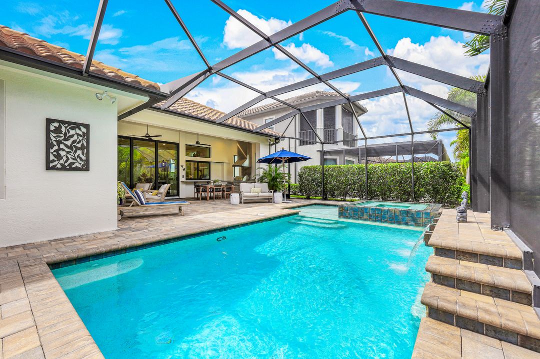 12762 Dundee Ln, Naples, FL 34120