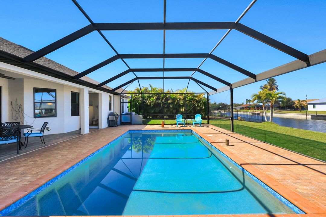 237 SW 21st St, Cape Coral, FL 33991