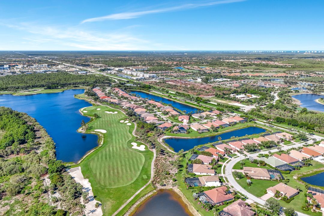 9693 Cobalt Cove Cir, Naples, FL 34120
