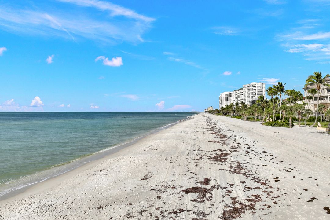 7425 Bay Colony Dr, Naples, FL 34108