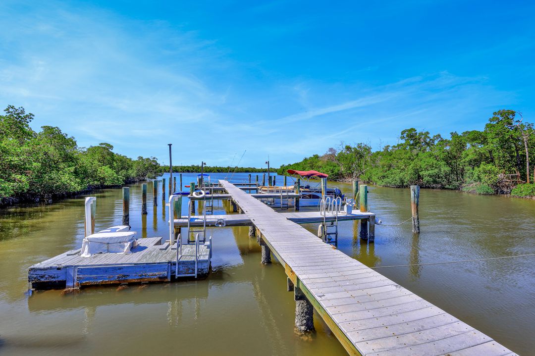 301 Stevens Landing Dr #C-301, Marco Island, FL 34145