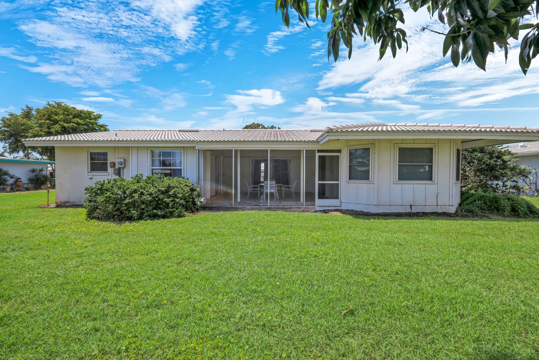 59 Hilo Ct, Naples, FL 34112