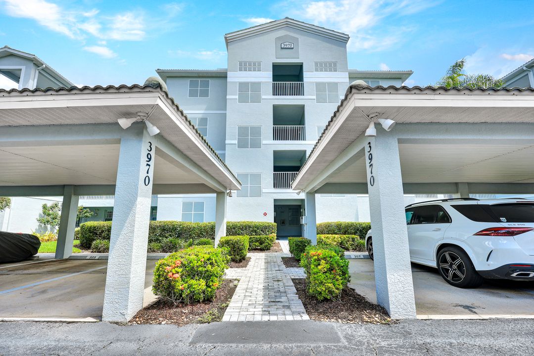 3970 Loblolly Bay Dr #106, Naples, FL 34114