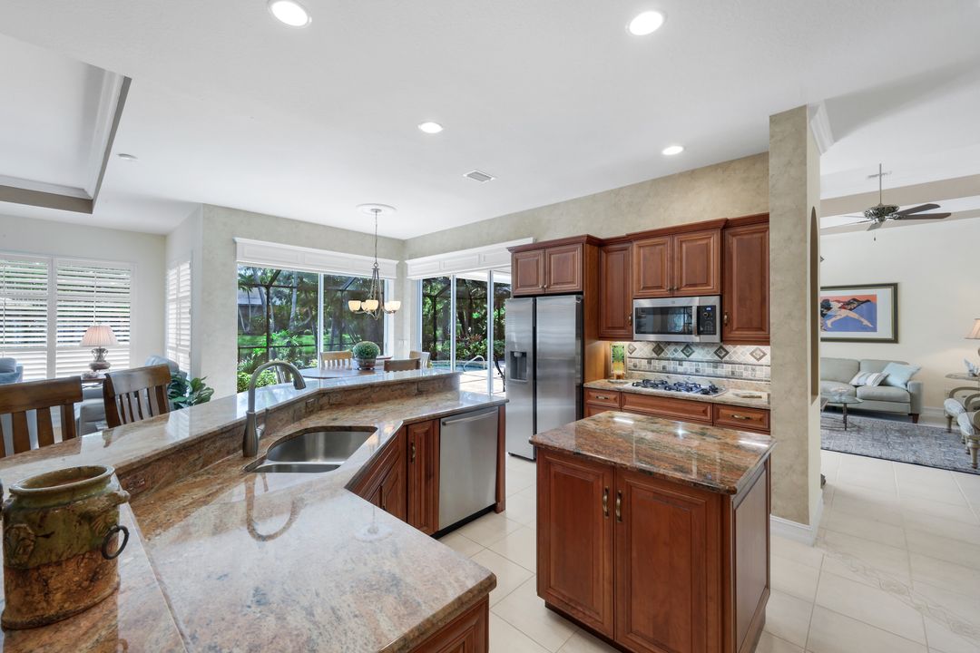 10005 Idle Pine Ln, Estero, FL 34135