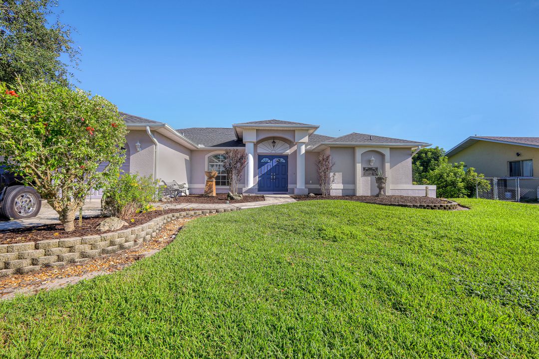 911 SE 20th St, Cape Coral, FL 33990