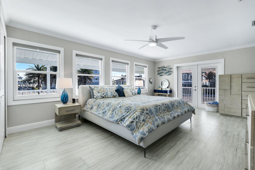 100 Tarpon Rd, Fort Myers Beach, FL 33931