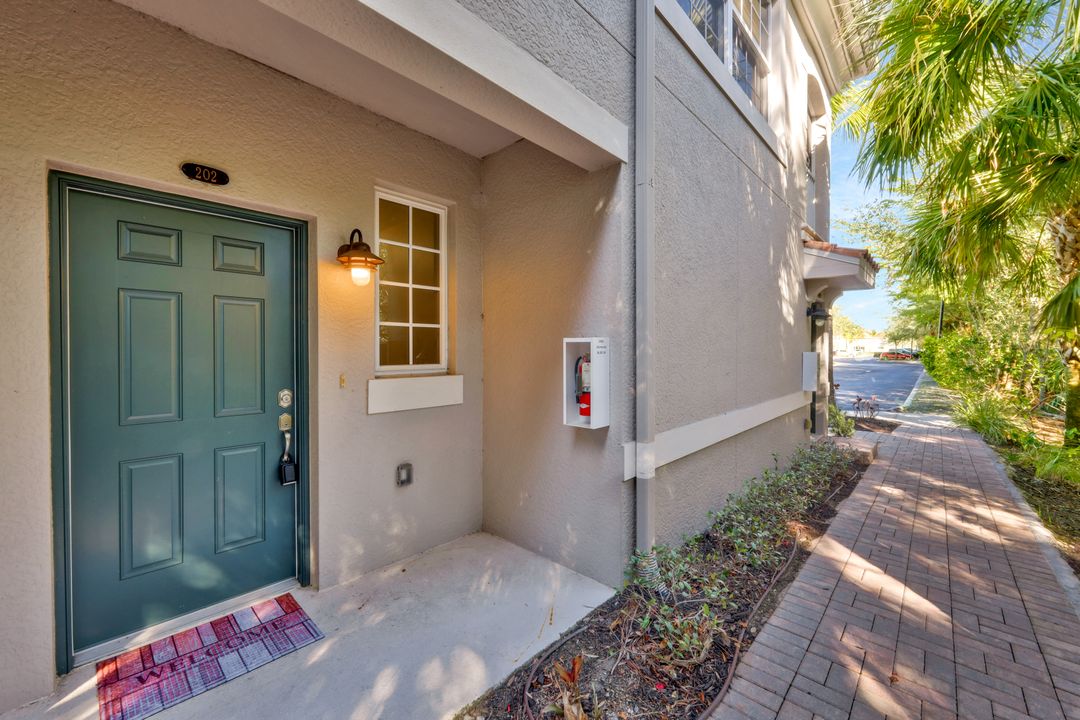 23601 Alamanda Dr #202, Bonita Springs, FL 34135