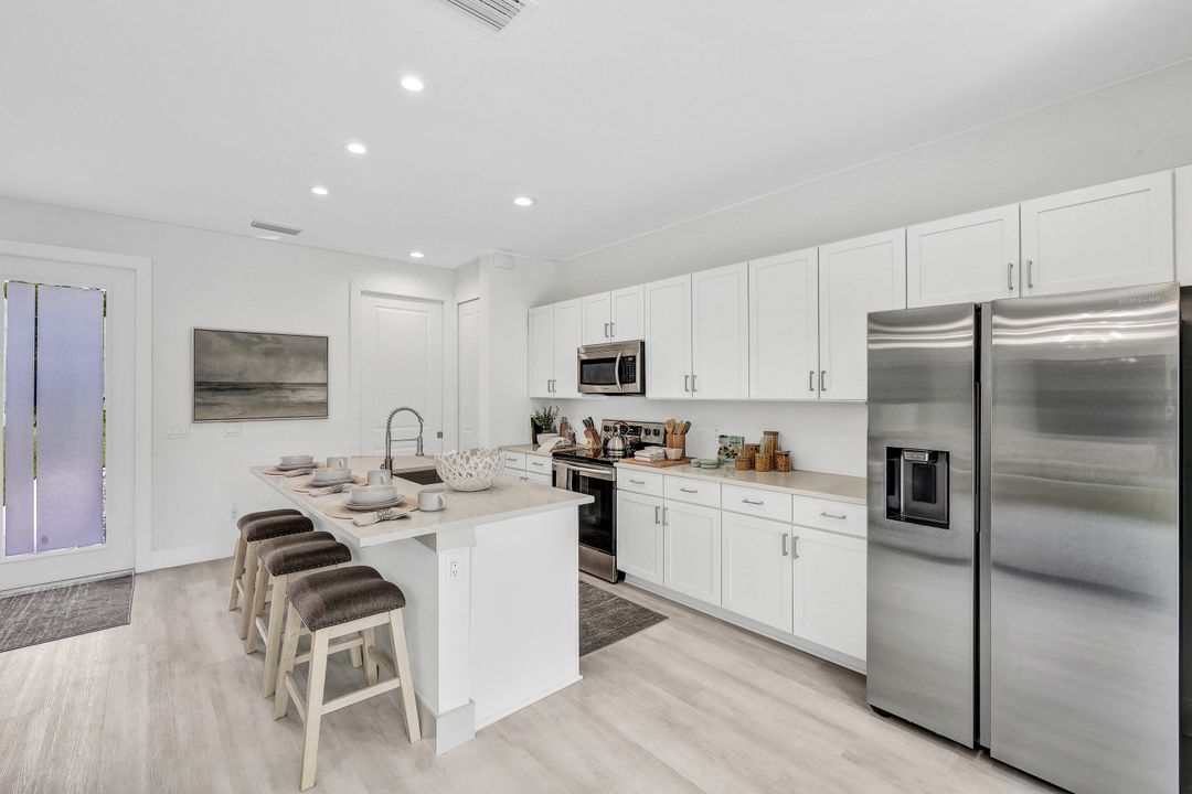 5862 Lancewood Way, Naples, FL 34116