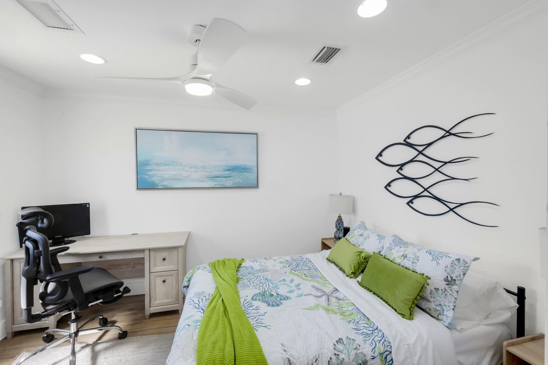 915 Pecten Ct, Sanibel, FL 33957