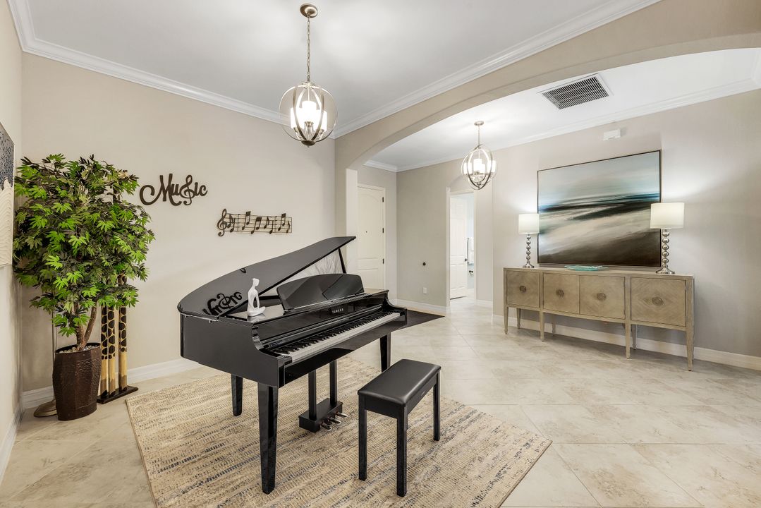 28112 Kerry Ct, Bonita Springs, FL 34135