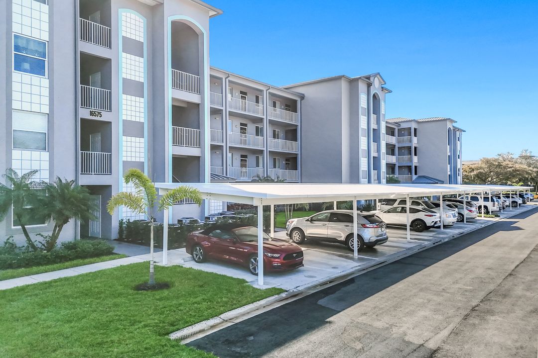 16575 Lake Cir Dr #1136, Fort Myers, FL 33908