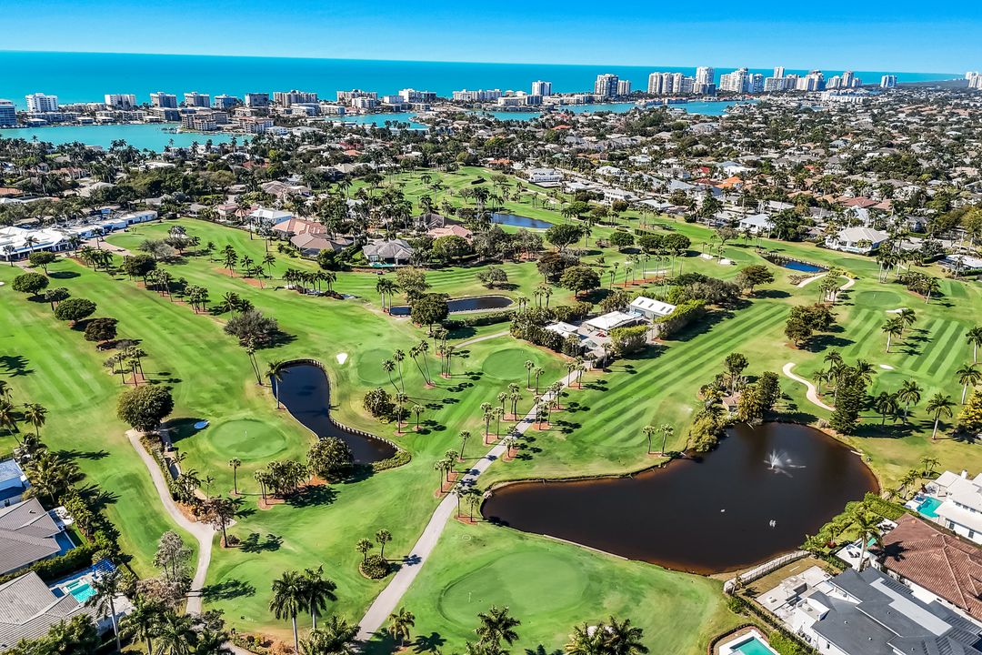 730 Harbour Dr, Naples, FL 34103