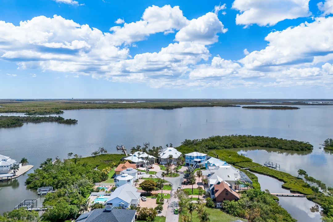 21500-21504 Indian Bayou Dr, Fort Myers Beach, FL 33931