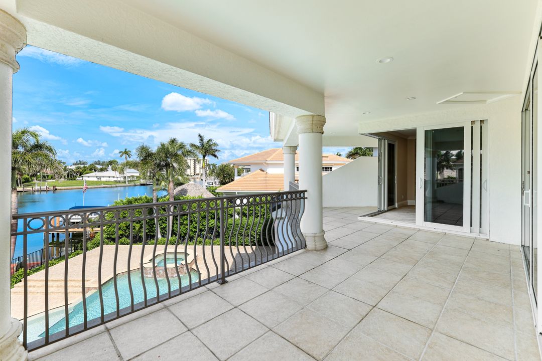384 Mooring Line Dr, Naples, FL 34102