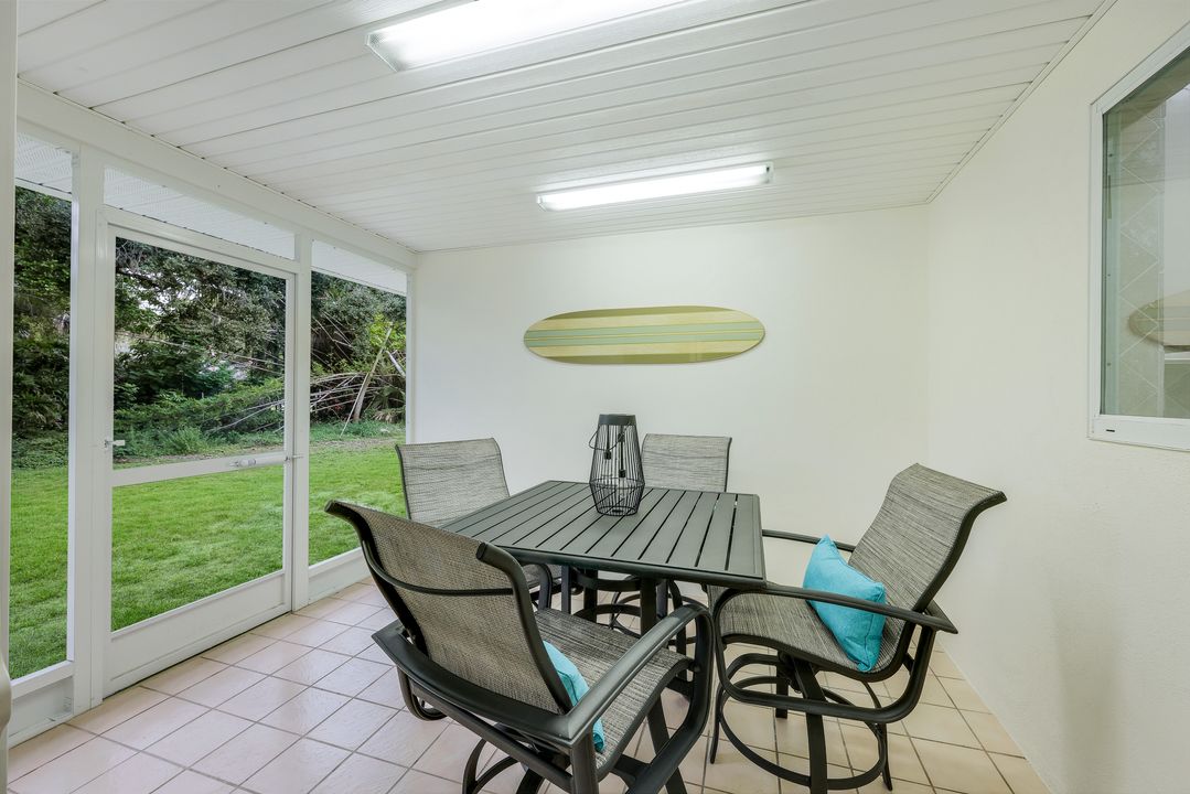 6890 Hendry Creek Dr, Fort Myers, FL 33908