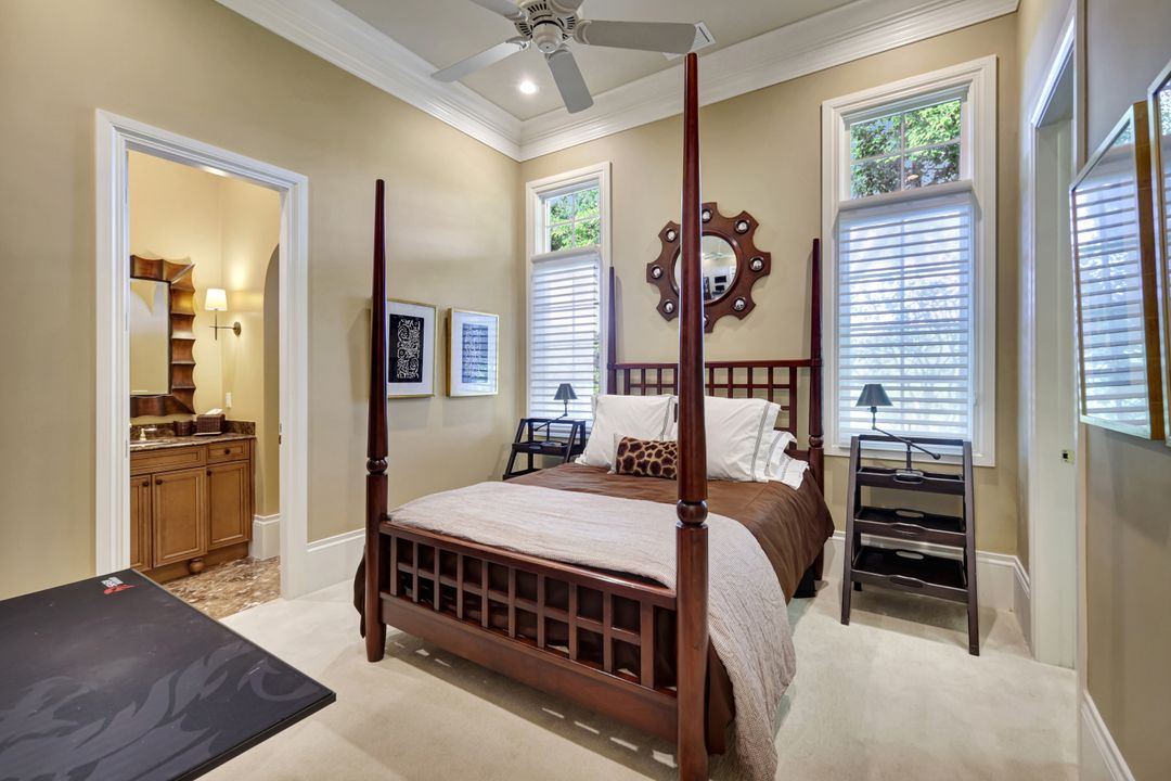 2249 Miramonte Ct, Naples, FL 34105