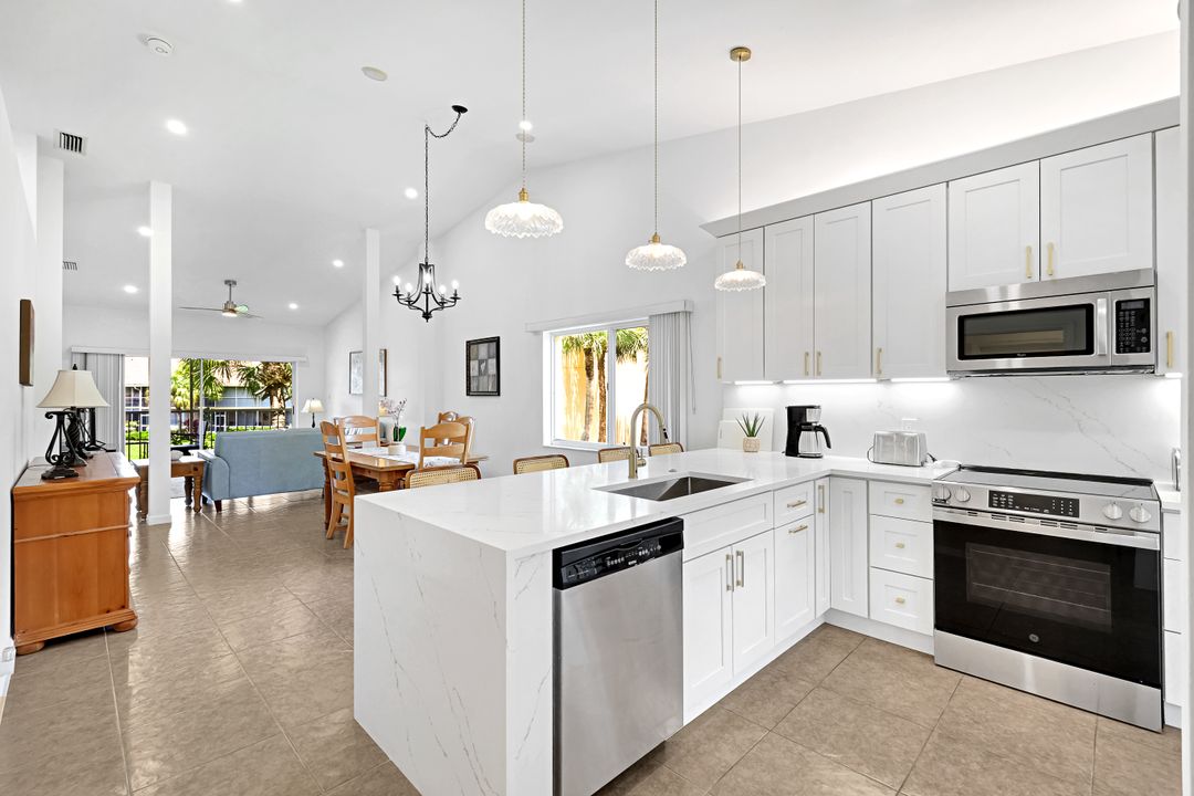 1665 Windy Pines Dr #2110, Naples, FL 34112