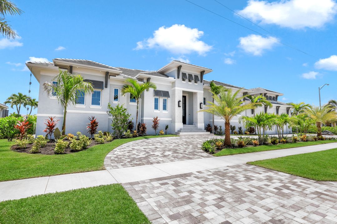100 S Bahama Ave, Marco Island, FL 34145