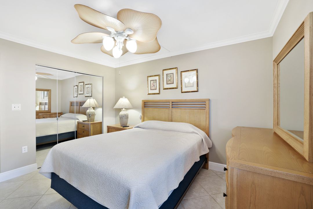 1528 Mainsail Dr #9, Naples, FL 34114