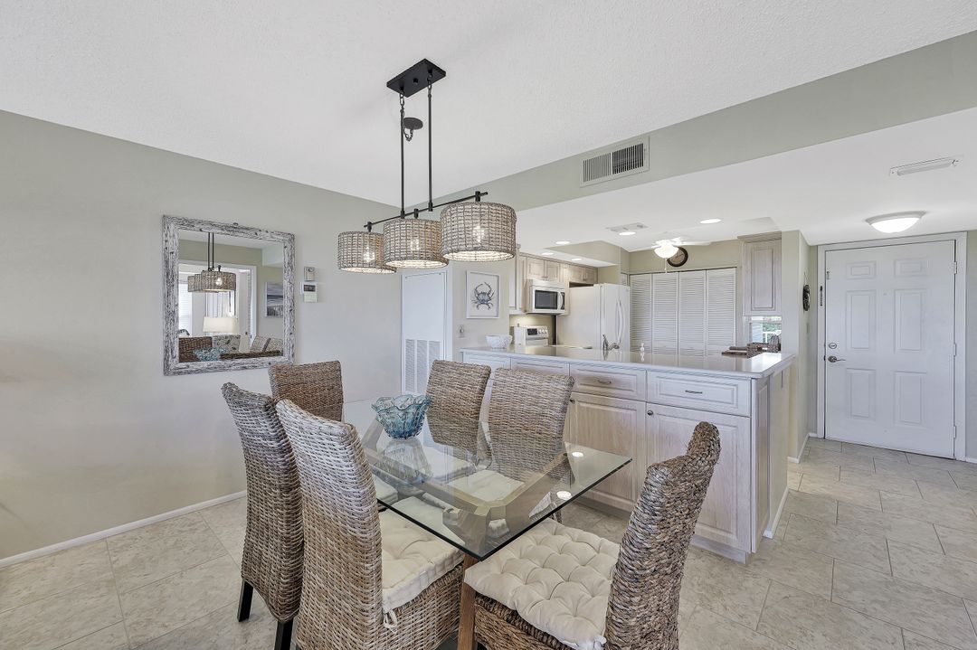 301 Stevens Landing Dr #C-301, Marco Island, FL 34145