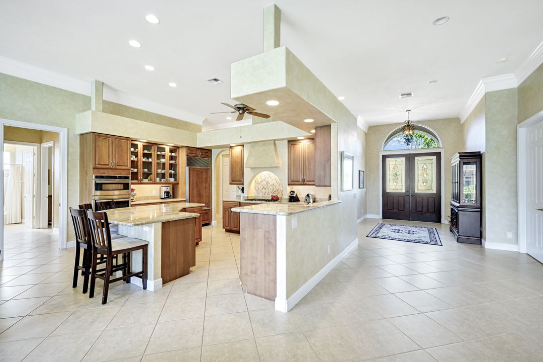 951 Ironwood Ct, Marco Island, FL 34145