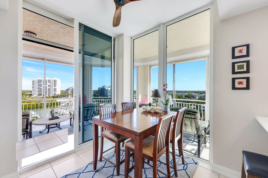 425 Dockside Dr #10, Naples, FL 34110