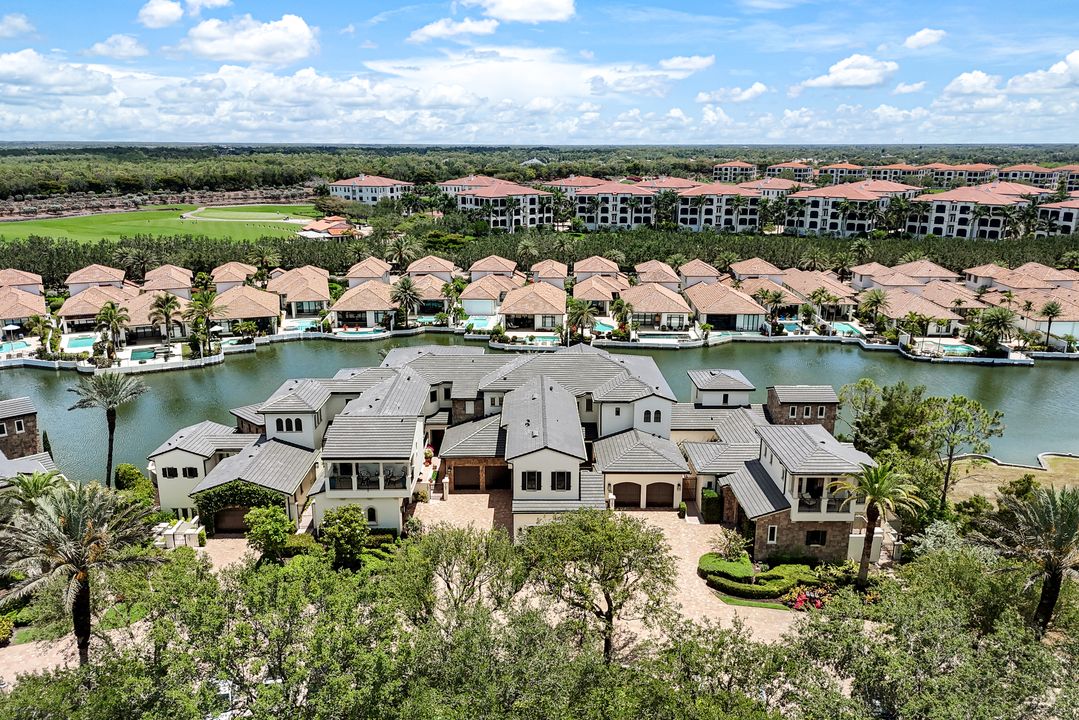 16653 Toscana Cir #704, Naples, FL 34110